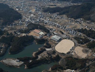 スポーツとふれあいの広場 吉野運動公園を空から撮影した写真