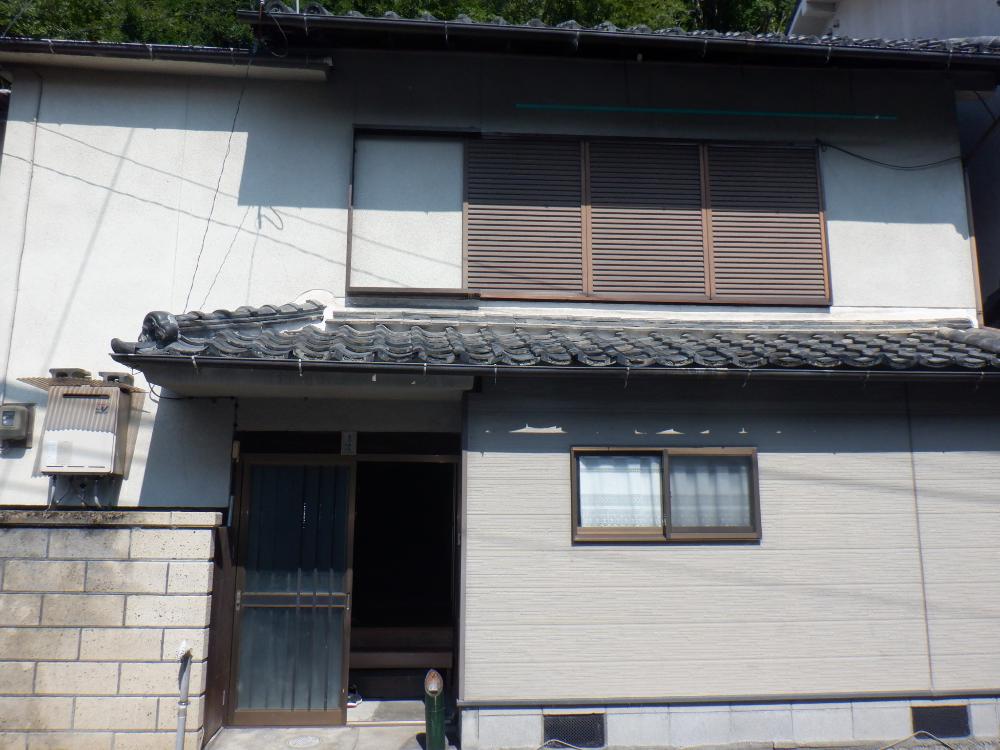 木造２階建ての一軒家