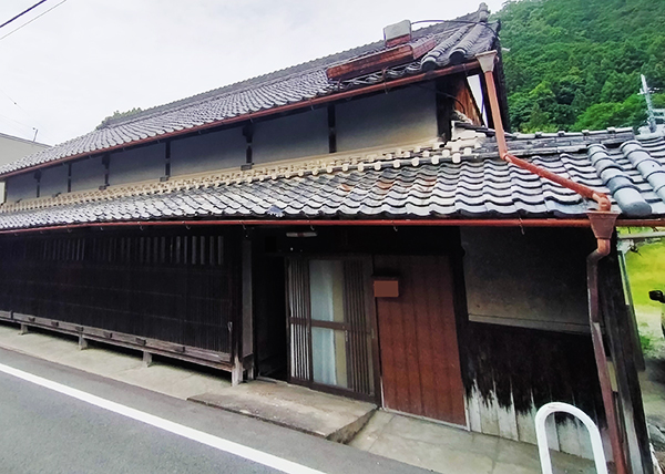 detached 中荘・国栖