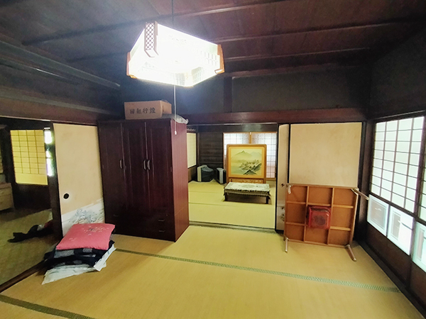 detached 中荘・国栖