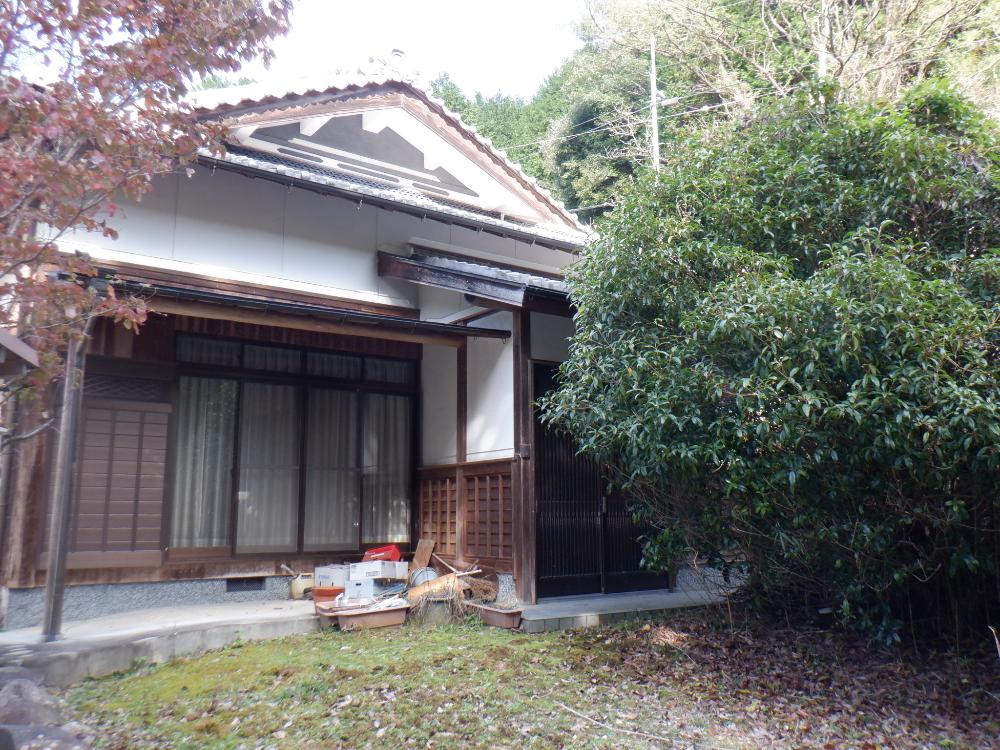 木造２階建ての日本家屋